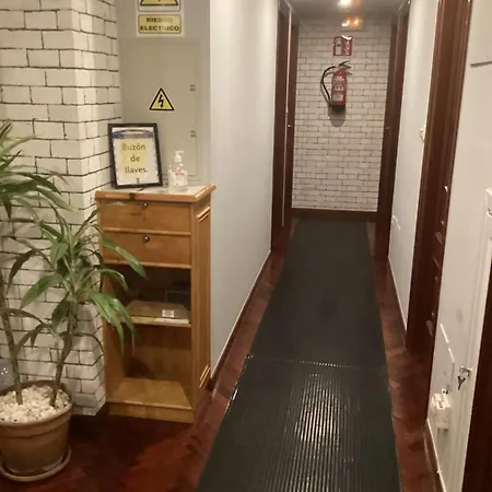 Saudade Hostal Cafeteria Hotel 3*