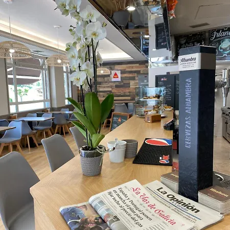 Saudade Cafeteria Otel