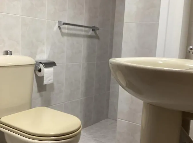 Saudade Cafeteria א-קורוניה