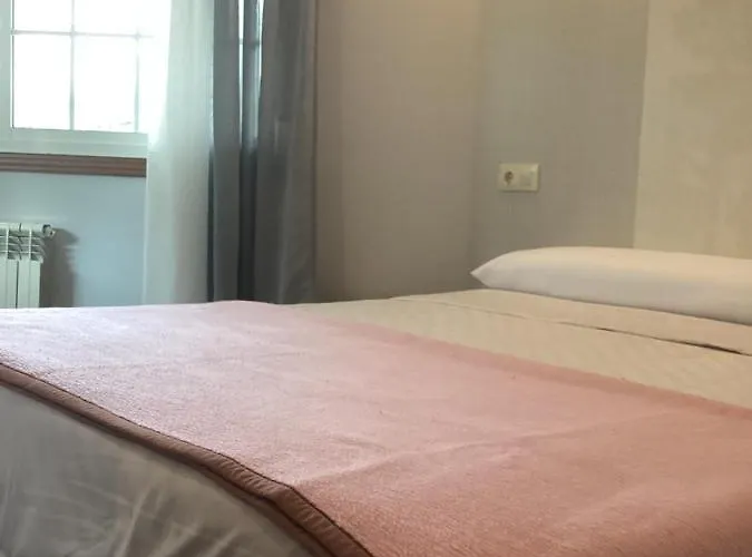 Saudade Cafeteria מלון 3*