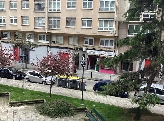 Saudade Cafeteria מלון 3*