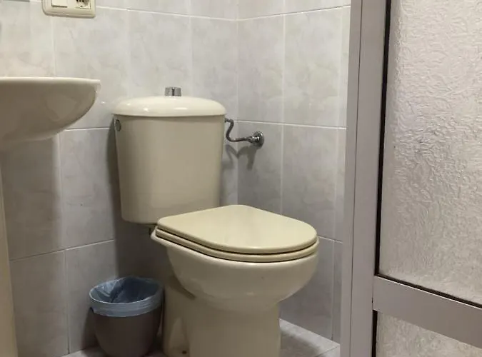 Saudade Cafeteria 3* א-קורוניה